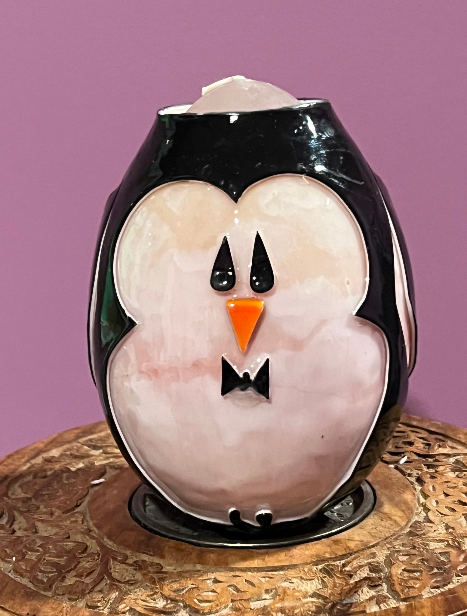 Penguin Egg Shaped Medium Candle